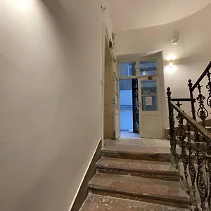 Colton Paulay Apartamento Budapest